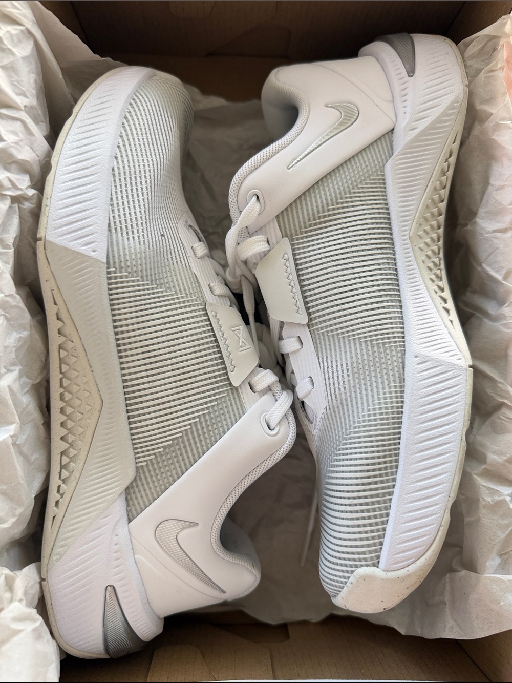Nike Metcon 10 Women’s size 7 - Picture 2 of 3